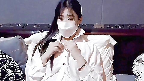 Mature japanese av model is a horny pussy