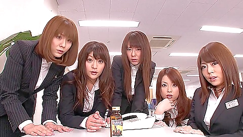 Ta acch resumeyio and friend's pussy