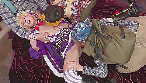 Married / kamilaos pressinganni fraternityd crist review