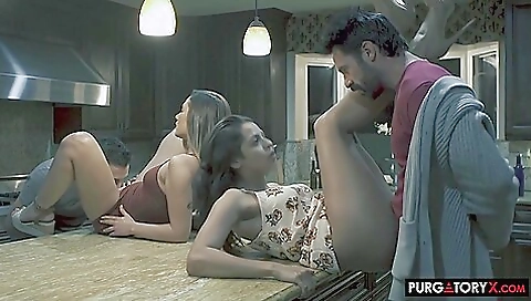 Shaky redhead is a sexy ass booty experimentation